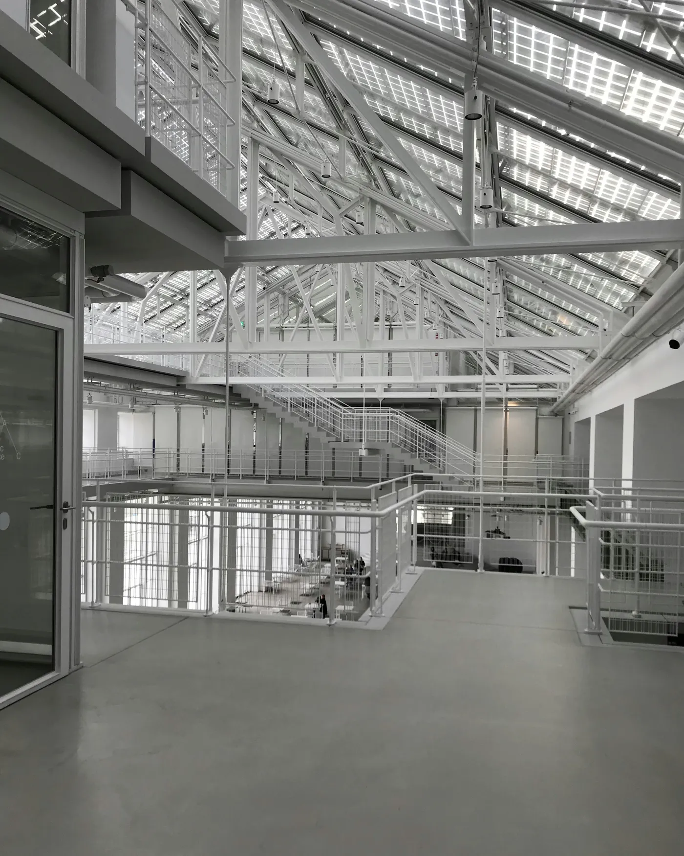 Espace de travail sous la charpente